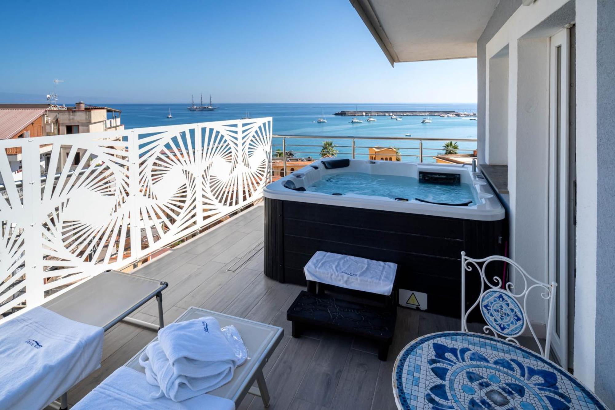 Vista Mare Apartments Giardini Naxos Exterior foto