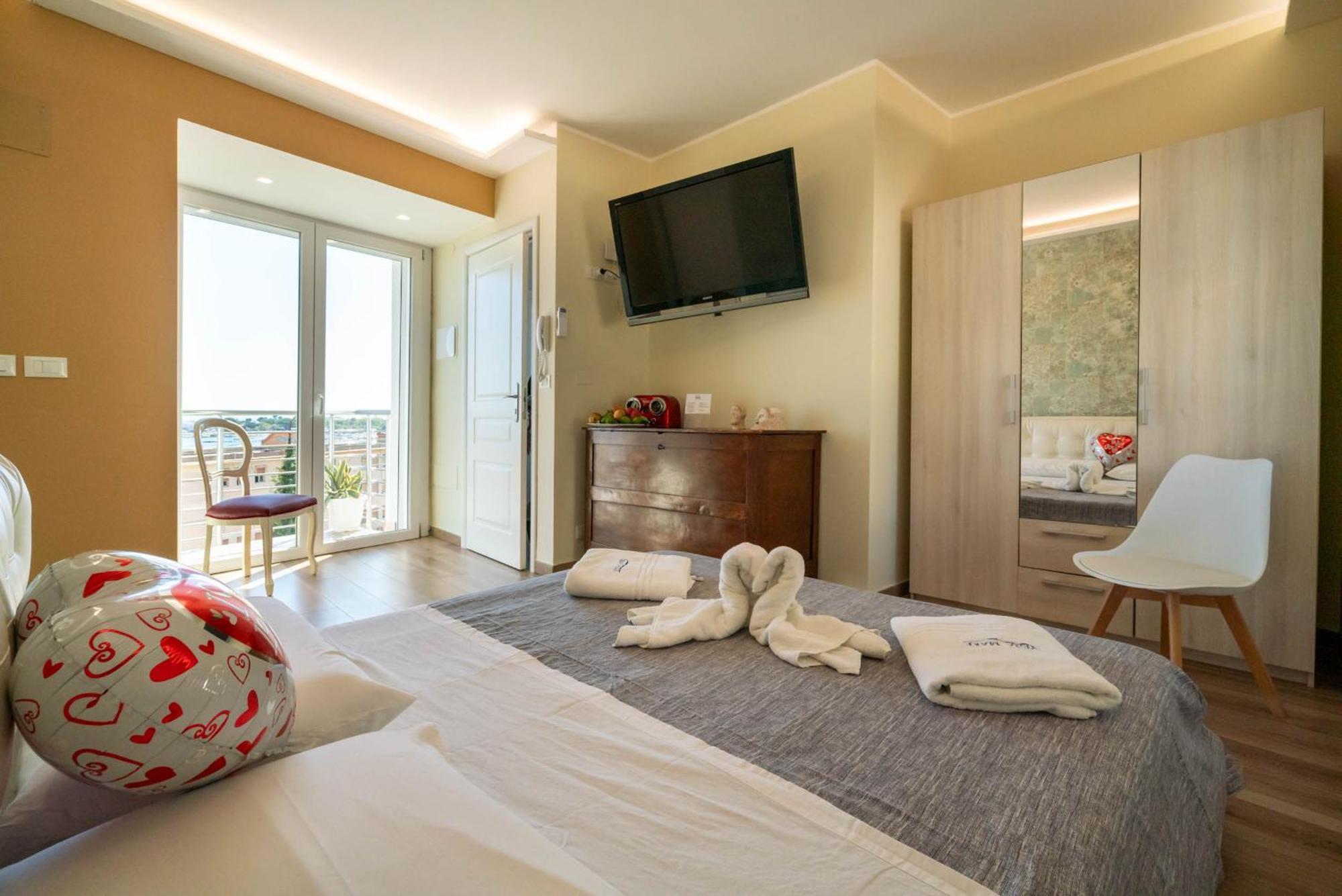 Vista Mare Apartments Giardini Naxos Exterior foto